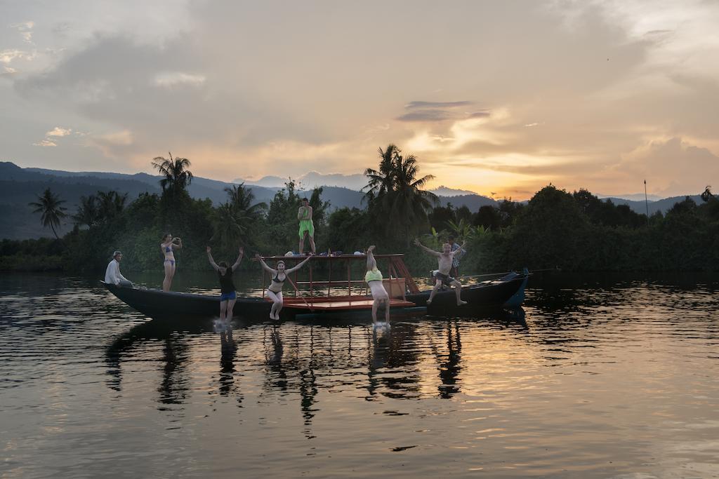 Villa Vedici Kampot Exterior photo
