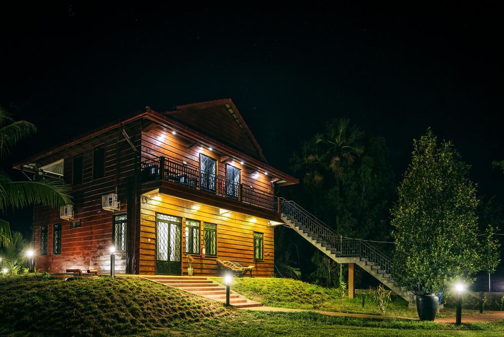Villa Vedici Kampot Exterior photo